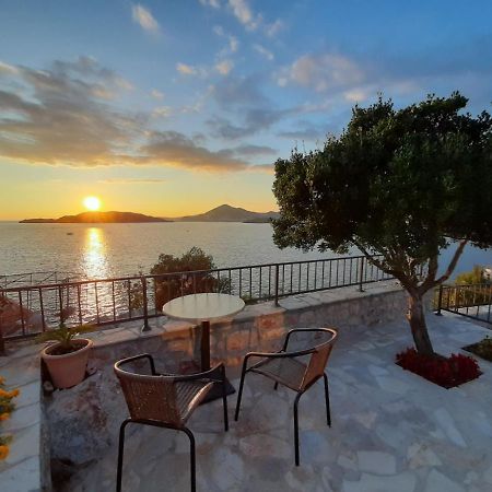 Apartments Mitrovici Milocer Sveti Stefan Esterno foto
